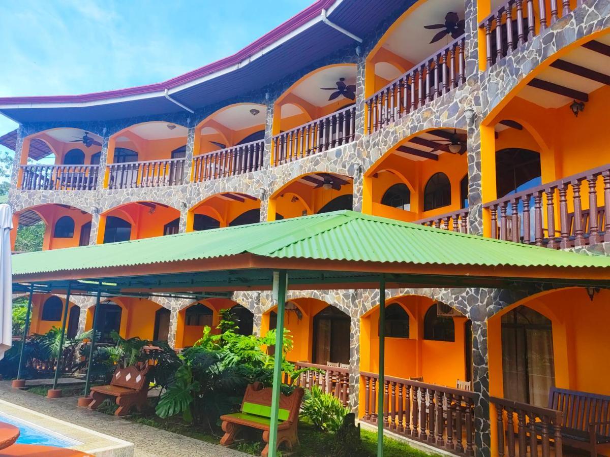 Apartahotel Playa Luna Uvita Luaran gambar