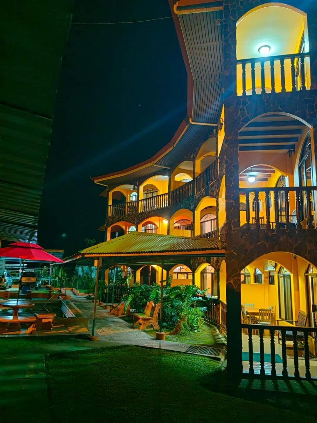 Apartahotel Playa Luna Uvita Luaran gambar